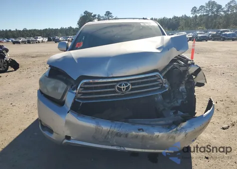 2010 Toyota Highlander Limited z USA, uszkodzony, nr VIN 5TDDK3EH2AS021197